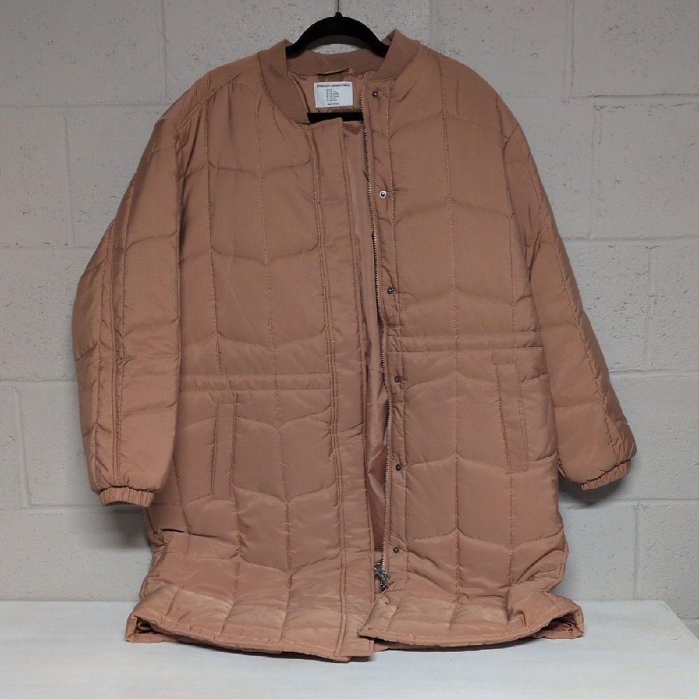 Amazon Essentials Women's Oversized Quilted Coat Plus Size 2X, NWT - Picture 2 of 9